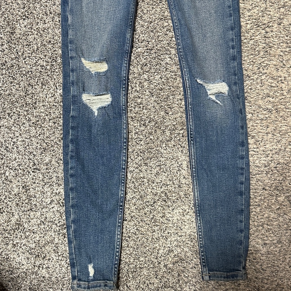 NEW We the Free Classic Blue Skinny Jeans - Picture 4 of 8